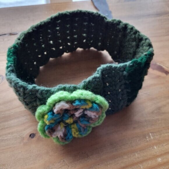 Handmade Crocheted Floral Headband Adult - Picture 2 of 5